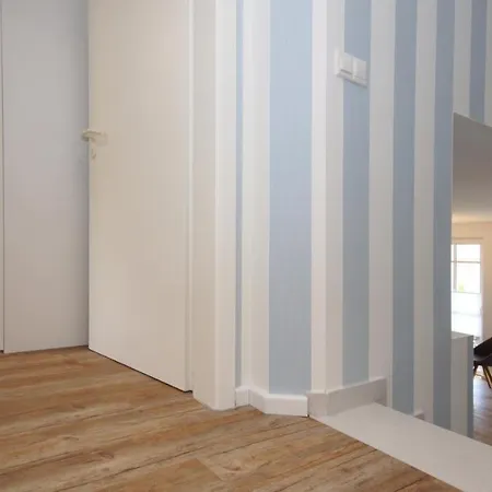 Апартаменты Ferienwohnung Kolbe Зеллин